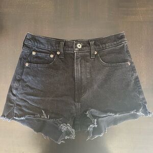 Abercrombie HR mom short